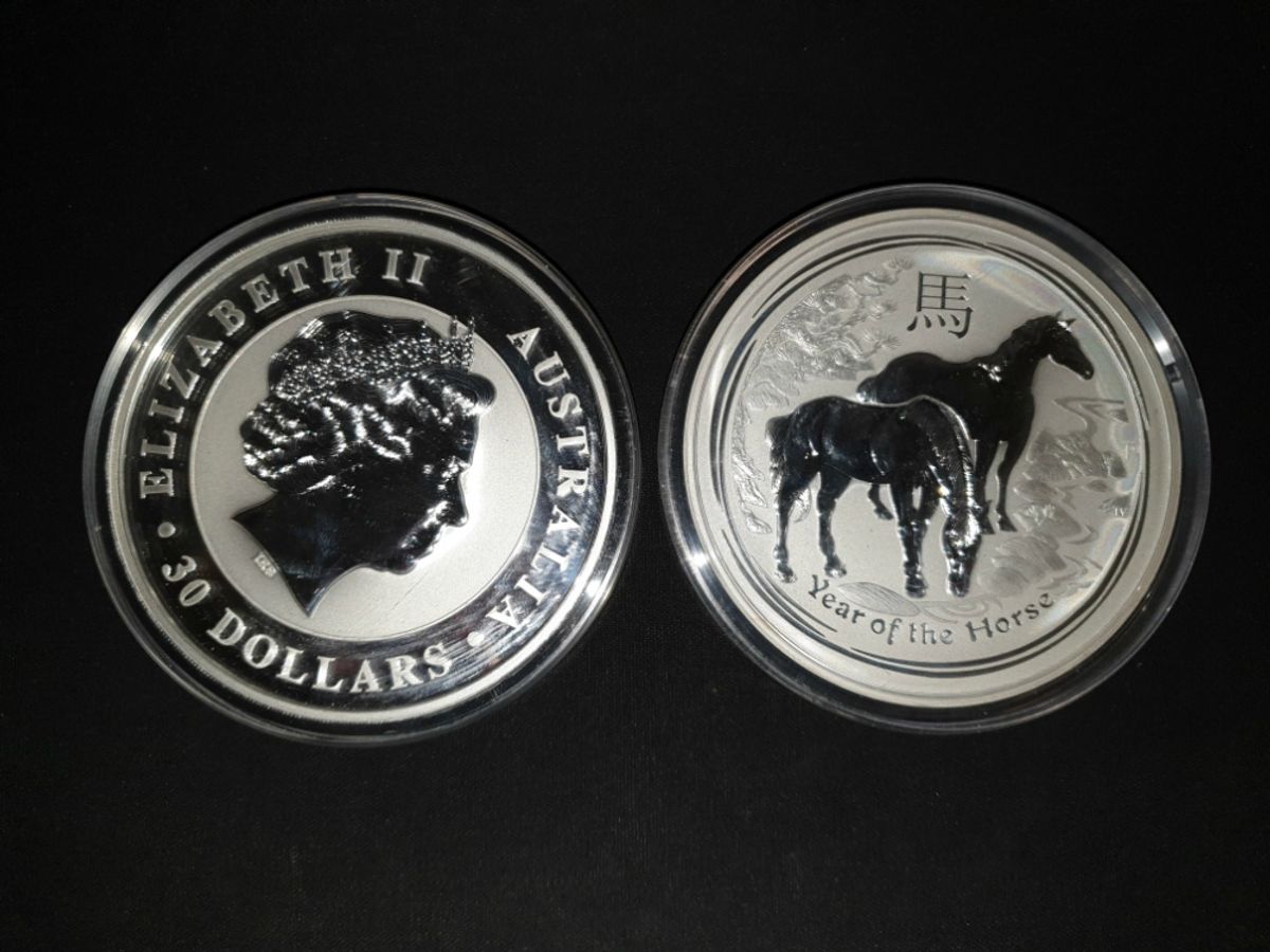 Australsk lunar serie 1 kilo rent sølv