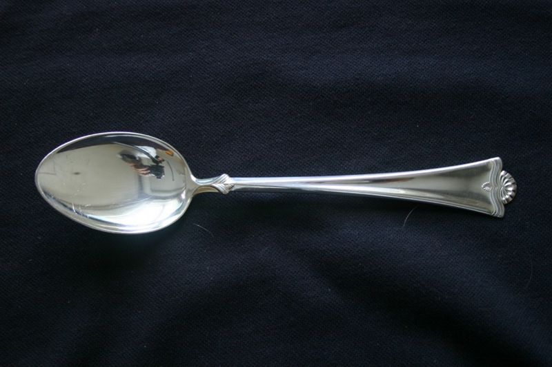 Konval liten spiseskje