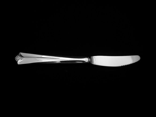 Hovedbilde Rådhus med vifte liten spisekniv med langt skaft m/riller