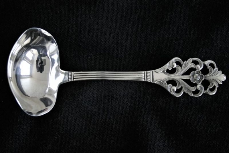 Viking rose sauseskje med krok